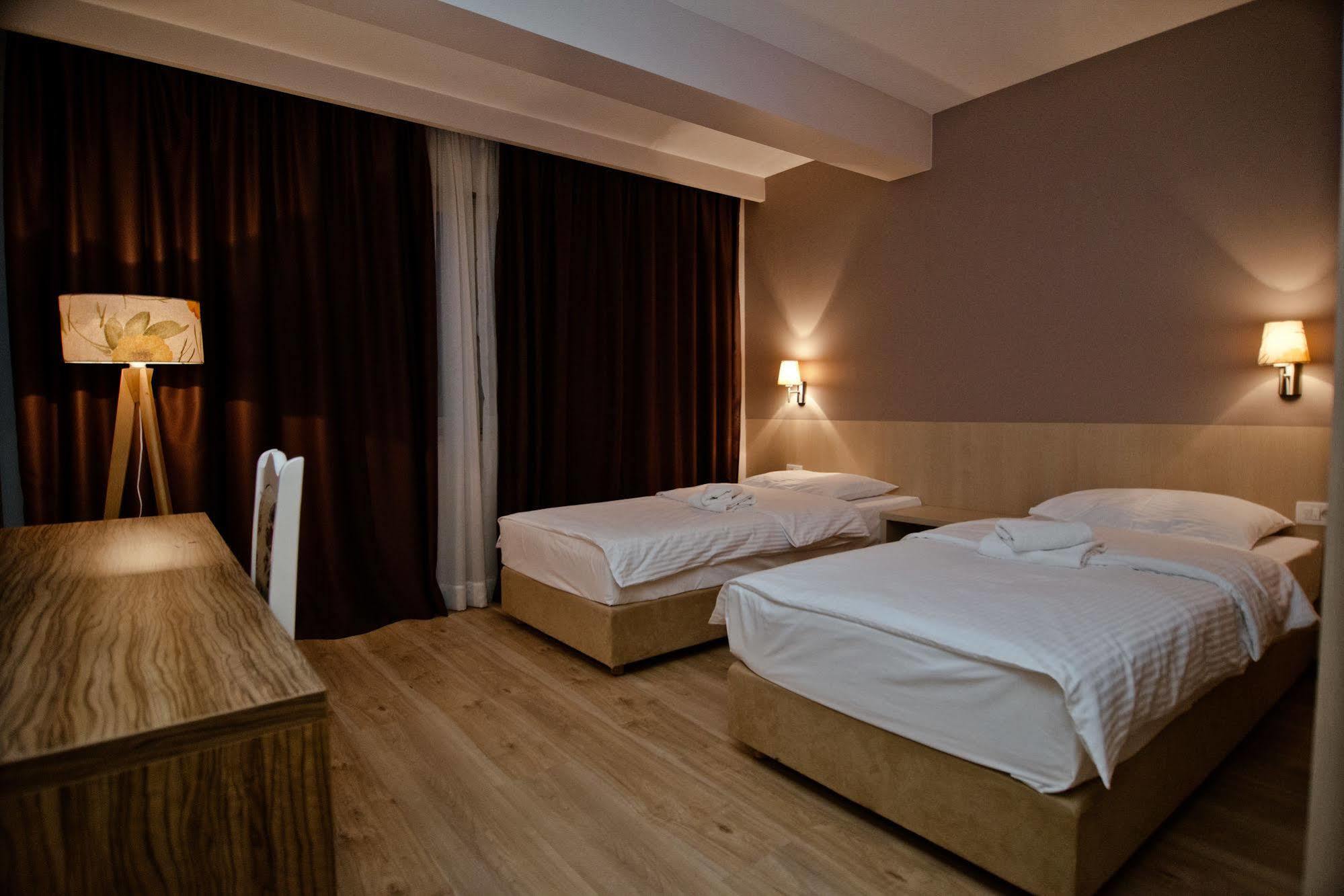 Wine Hotel Cesarica Međugorje Exterior foto