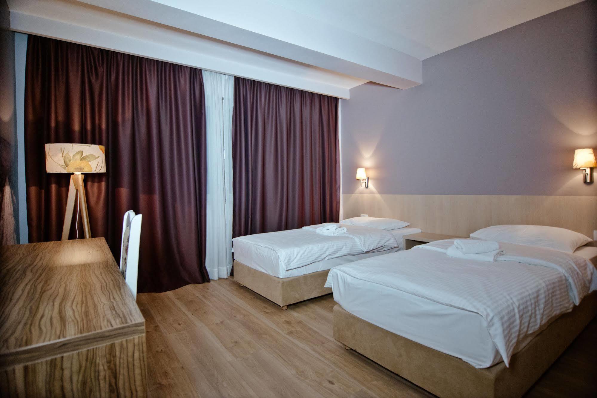 Wine Hotel Cesarica Međugorje Exterior foto